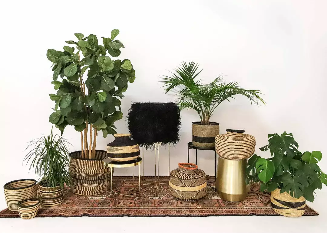 KAZI Extra Large Checkered Black Grass Planter Home Goods 2 KAZI Extra Large Checkered Black Grass Planter Home Goods