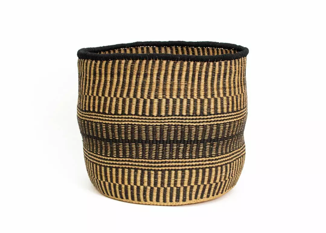 KAZI Extra Large Checkered Black Grass Planter Home Goods 1 KAZI Extra Large Checkered Black Grass Planter Home Goods