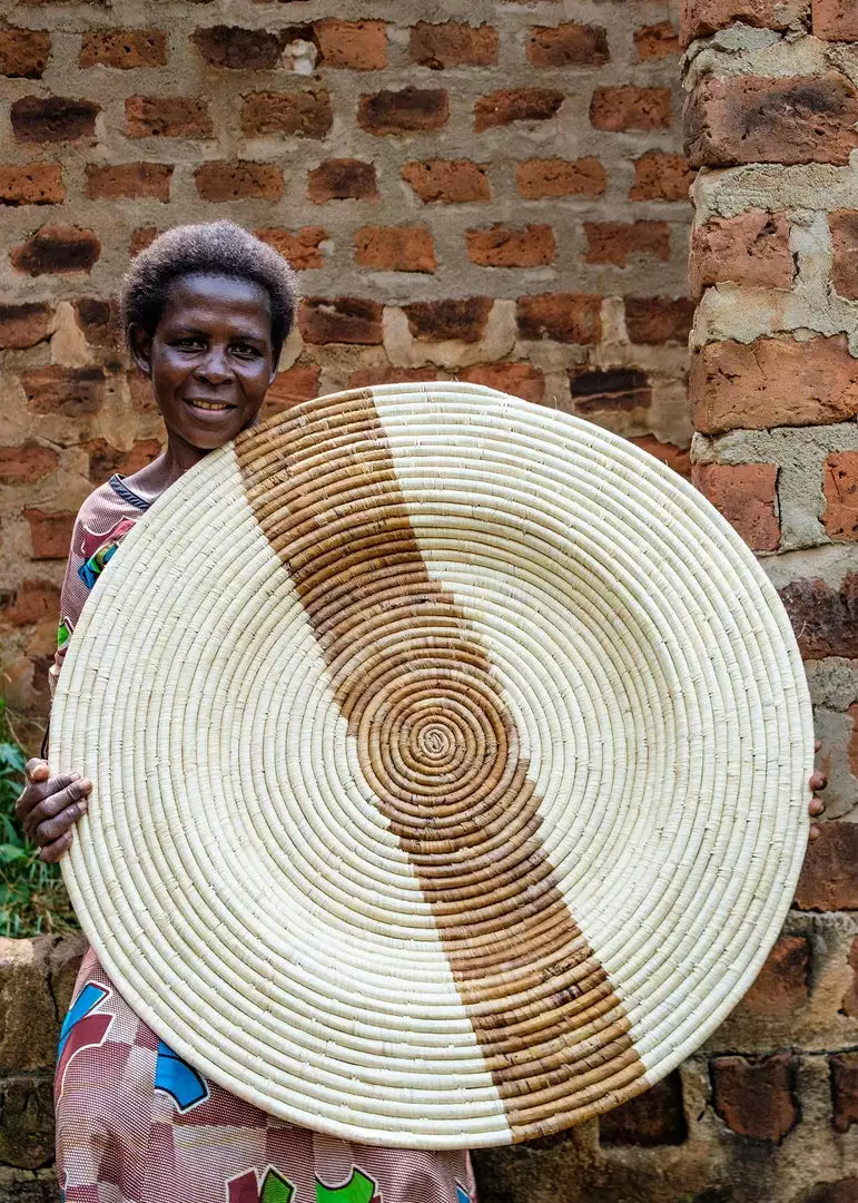 KAZI Staff Favorites Jumbo Banana Leaf Stripe Wall Plate 5 KAZI Staff Favorites Jumbo Banana Leaf Stripe Wall Plate