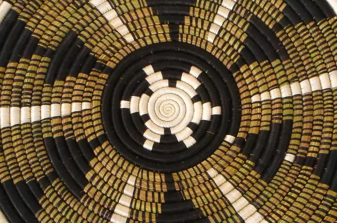 KAZI Home Goods Black Fleur Plate 4 KAZI Home Goods Black Fleur Plate