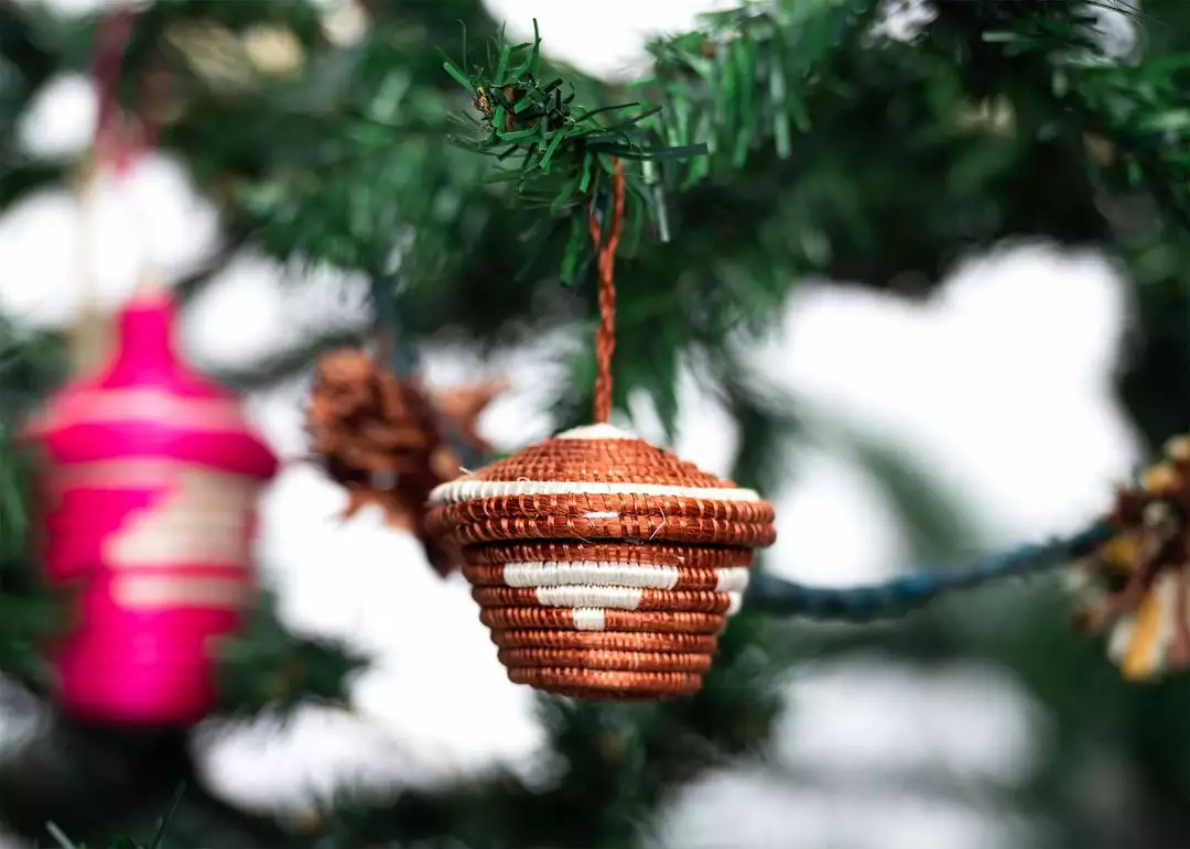 KAZI Coral + Clay Nya Ornament Set Fair Trade 2 KAZI Coral + Clay Nya Ornament Set Fair Trade