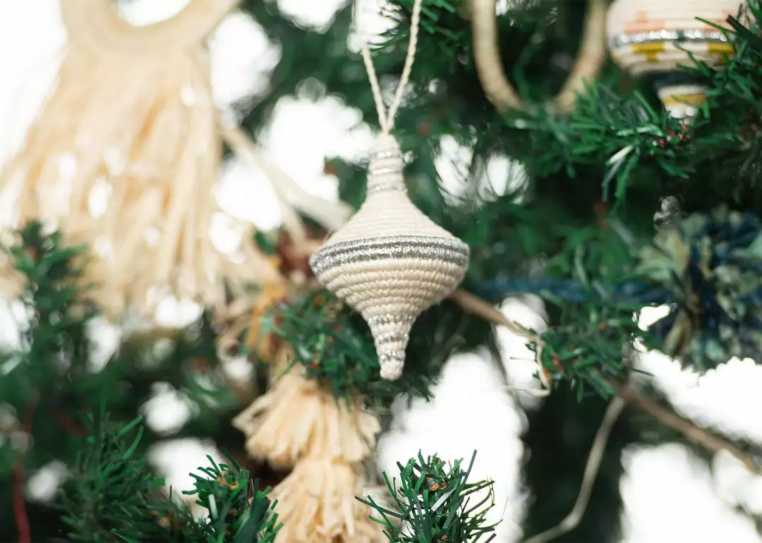 KAZI Diamond Shape Silver Metallic Ornament 2 KAZI Diamond Shape Silver Metallic Ornament