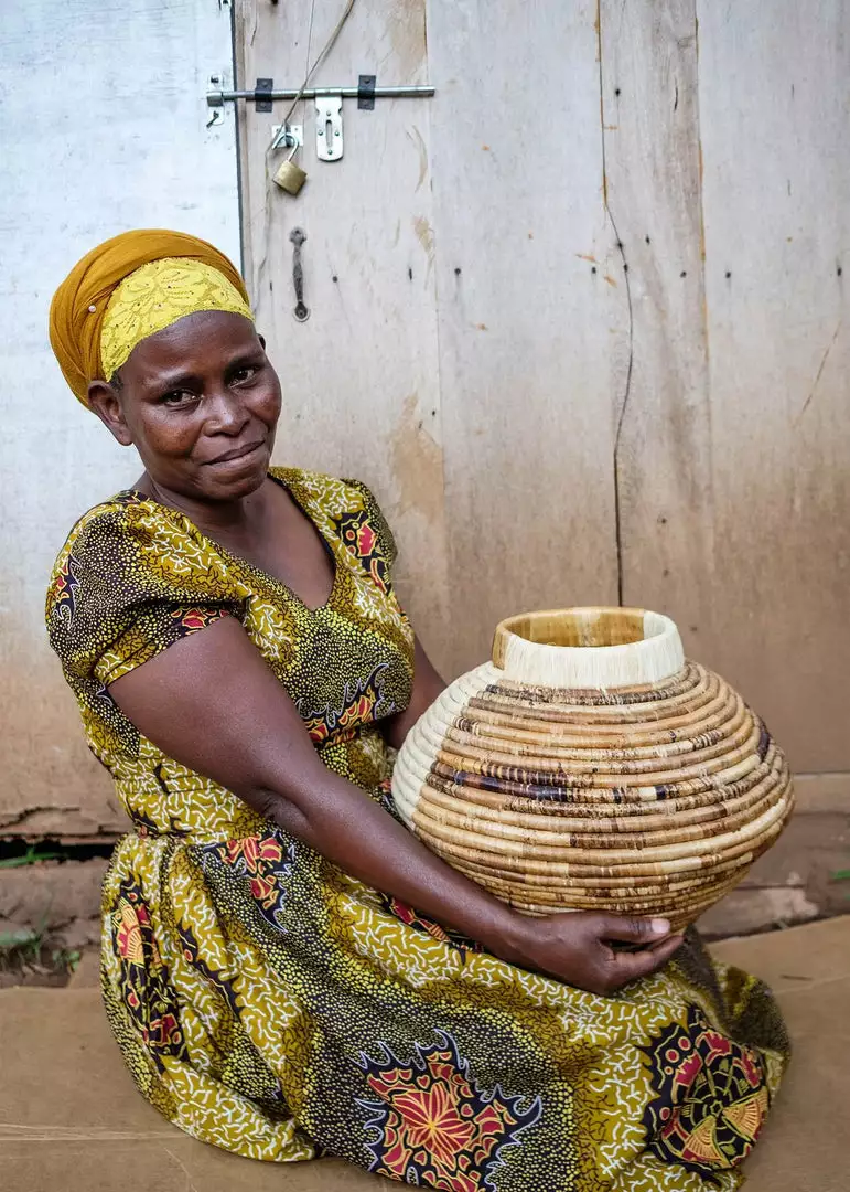 KAZI Home Goods Large Half Banana Vase 4 KAZI Home Goods Large Half Banana Vase