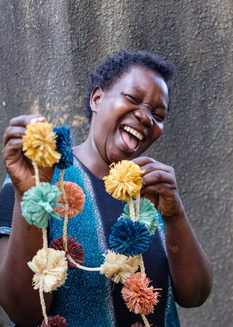 KAZI Home Goods Multicolor Pom Pom Garland 4 KAZI Home Goods Multicolor Pom Pom Garland