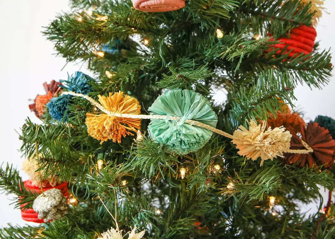 KAZI Home Goods Multicolor Pom Pom Garland 2 KAZI Home Goods Multicolor Pom Pom Garland