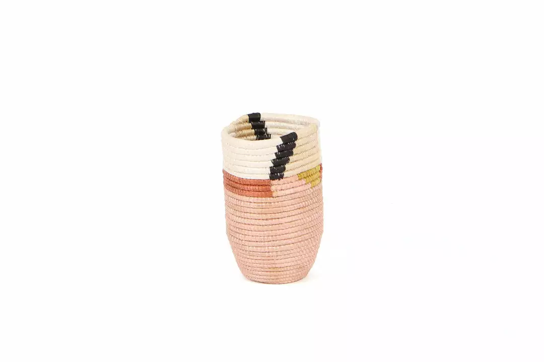 KAZI Home Goods Peach Atelier Vase 02 1 KAZI Home Goods Peach Atelier Vase 02