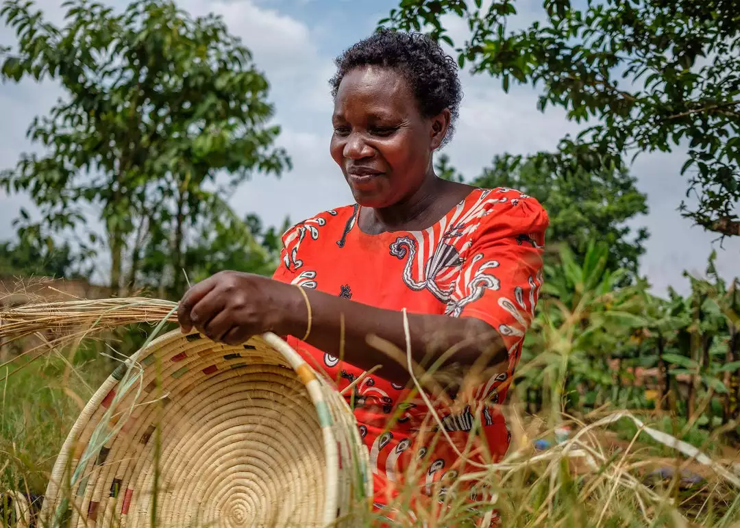 KAZI Vivid Dashed Raffia Floor Storage Basket Home Goods 5 KAZI Vivid Dashed Raffia Floor Storage Basket Home Goods