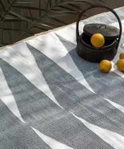 Kiliim Home Goods Black Cascade Rug