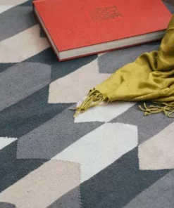 Kiliim Neutral Chevron Wool Runner / Rug