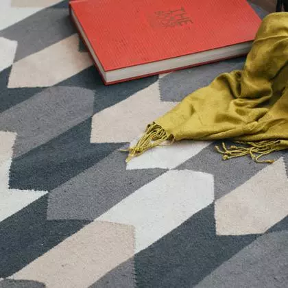 Kiliim Neutral Chevron Wool Runner / Rug 2 Kiliim Neutral Chevron Wool Runner / Rug