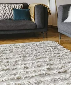 Kiliim White Fringe Wool Runner/Rug