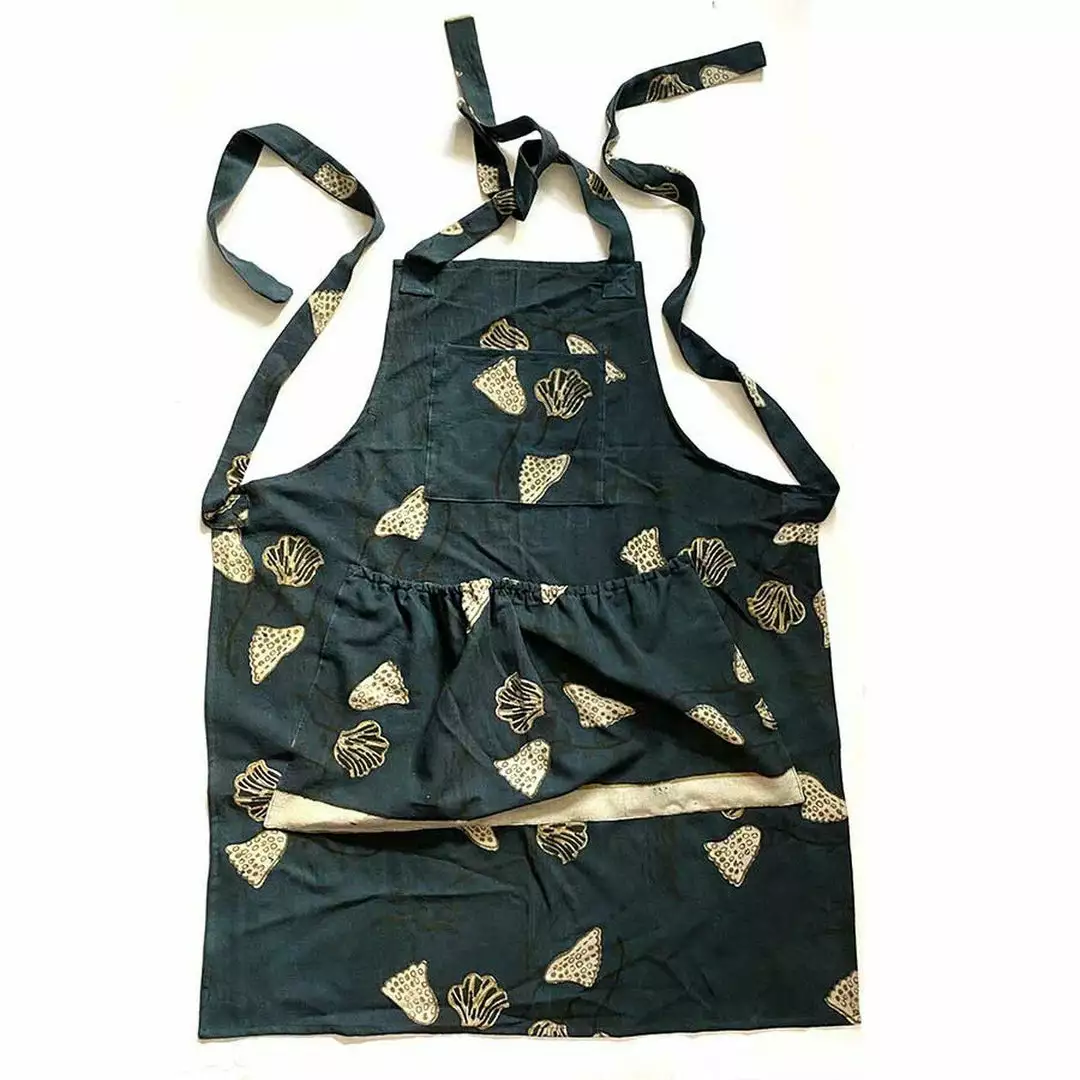 Ichcha Lana Green Apron 1 Ichcha Lana Green Apron