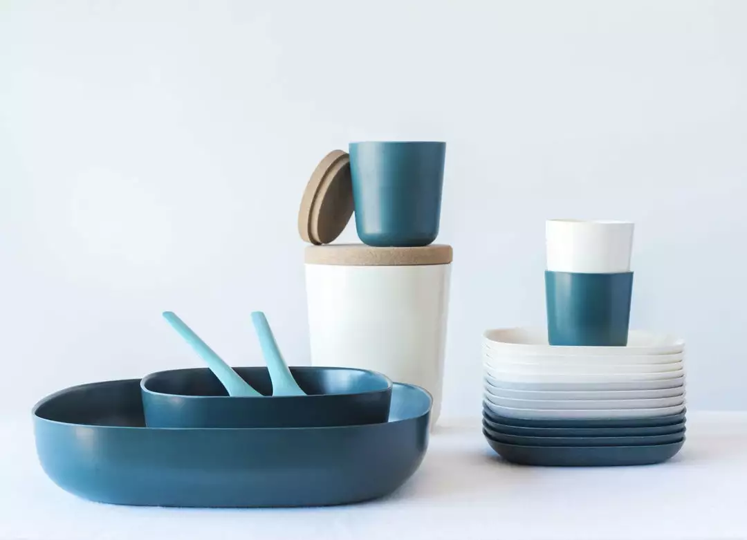 EKOBO Large Recycled Bamboo Serving Dish Kitchen + Dining 5 EKOBO Large Recycled Bamboo Serving Dish Kitchen + Dining