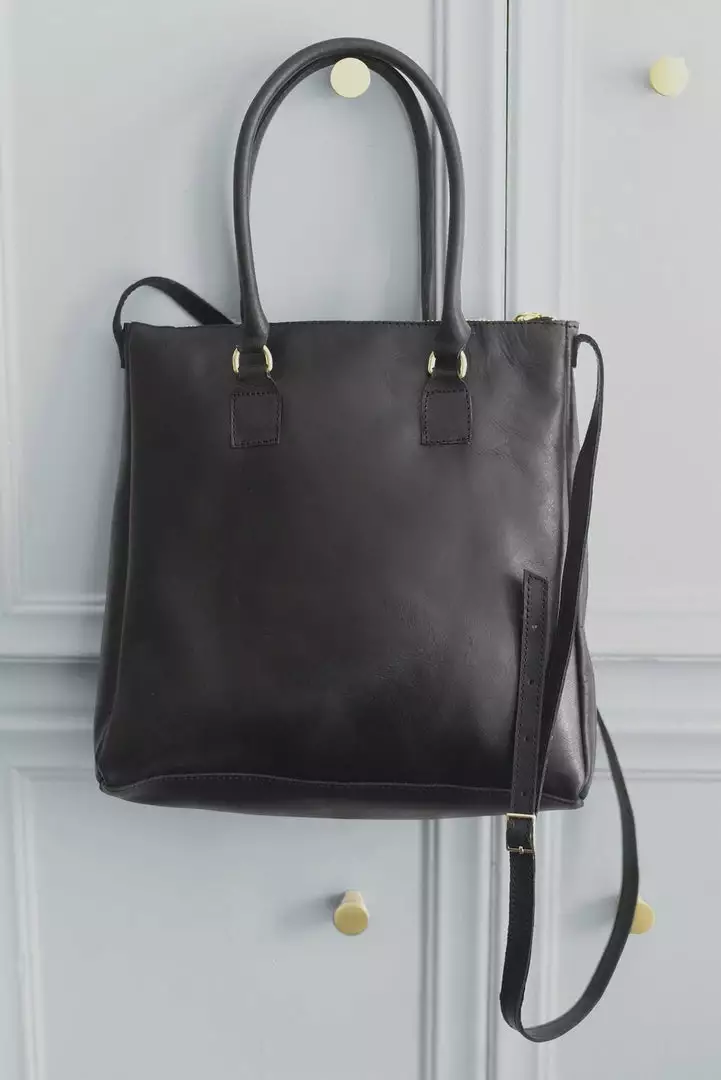 Purse & Clutch Larger Crossbody Handbag - Black 3 Purse & Clutch Larger Crossbody Handbag - Black