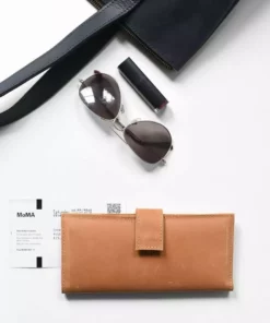 Purse & Clutch Leather Wallet - Caramel