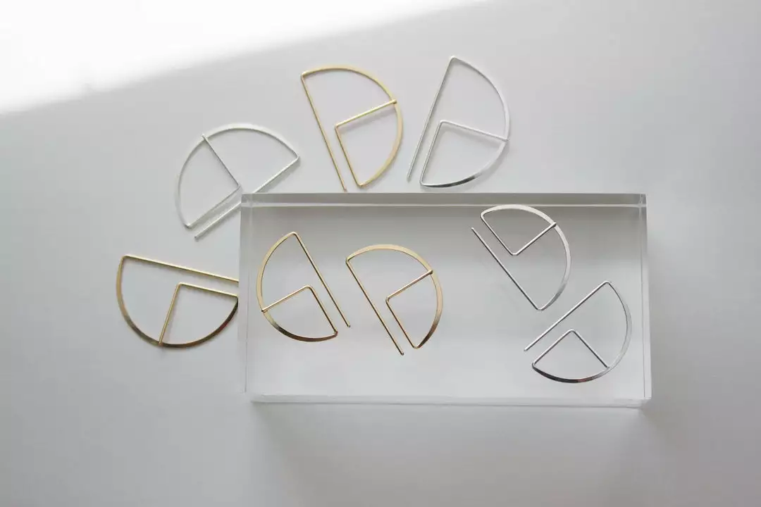 L.Greenwalt Jewelry Streamline Round Profile Earrings 2 L.Greenwalt Jewelry Streamline Round Profile Earrings