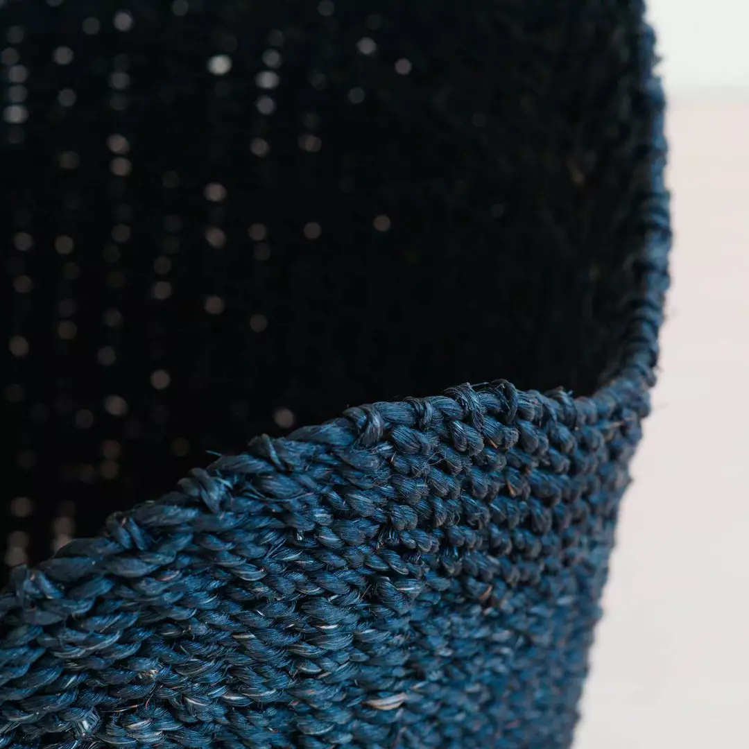 LIKHÂ Black Scallop Basket Home Goods 4 LIKHÂ Black Scallop Basket Home Goods