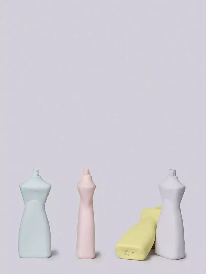 Middle Kingdom Curvy Porcelain Vase 4 Middle Kingdom Curvy Porcelain Vase