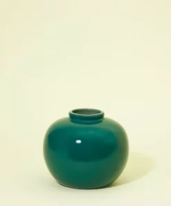 Middle Kingdom Home Goods Glossy Jade Ring Porcelain Vase