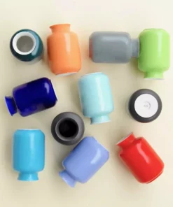 Middle Kingdom Best Sellers Glossy Mini Porcelain Vase 1