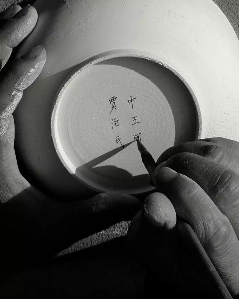 Middle Kingdom Glossy Mini Porcelain Vase 10 Home Goods 6 Middle Kingdom Glossy Mini Porcelain Vase 10 Home Goods