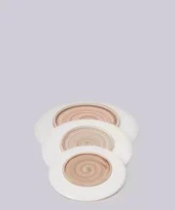 Middle Kingdom Best Sellers Hermit Porcelain Plate - Ivory