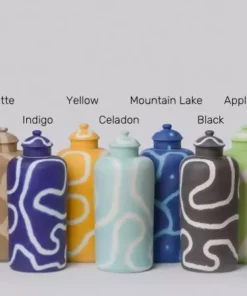 Middle Kingdom Memphis Mandarin Porcelain Urn