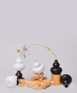 Middle Kingdom Home Goods Mini Porcelain Vase 4