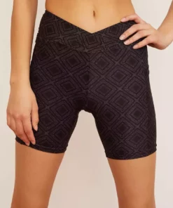 Wolven Activewear + Athleisure Midi Recycled Bike Short - Summit