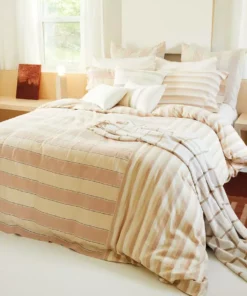 Minna Louise Throw Blanket - Oat Home Goods