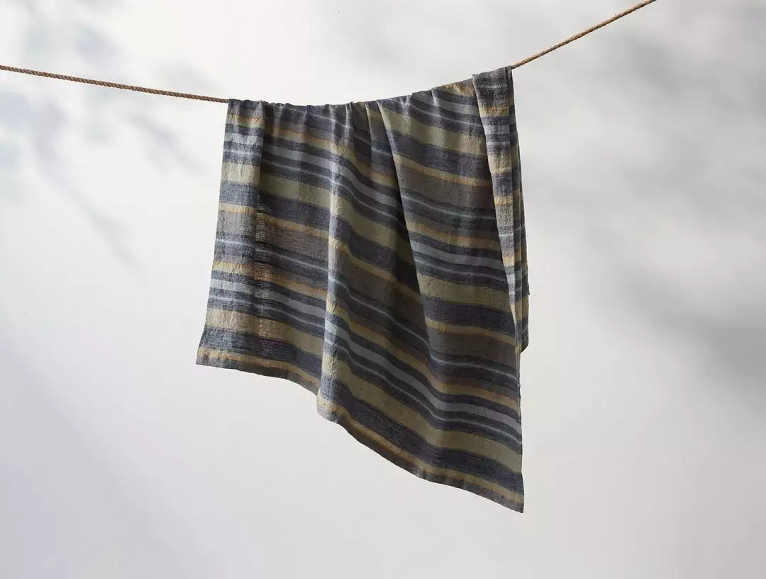 Coyuchi Home Goods Mojave Linen Blanket - Indigo 4 Coyuchi Home Goods Mojave Linen Blanket - Indigo