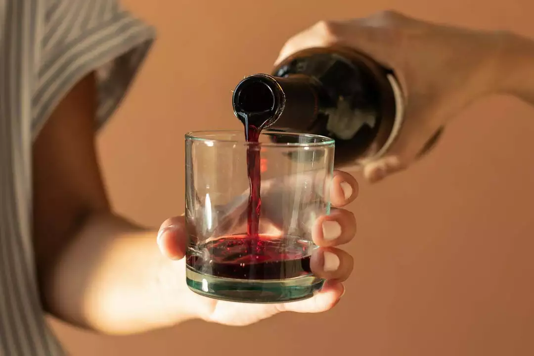 Newly Goods Kitchen + Dining Tavola Recycled Wine Glasses Set 1 Newly Goods Kitchen + Dining Tavola Recycled Wine Glasses Set