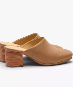 Nisolo Shoes All-Day Heeled Mule - Almond