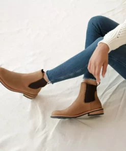 Nisolo Carmen Chelsea Boot - Almond Shoes 13 Nisolo Carmen Chelsea Boot - Almond Shoes