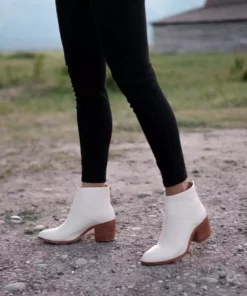 Nisolo Dari Boot - Bone