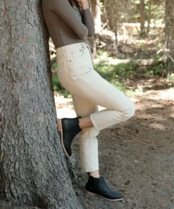 Nisolo Best Sellers Everyday Chelsea Boot - Black 14 Nisolo Best Sellers Everyday Chelsea Boot - Black