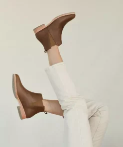 Nisolo Shoes Everyday Chelsea Boot - Brown
