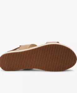 Nisolo Best Sellers Go-To Flatform Sandal