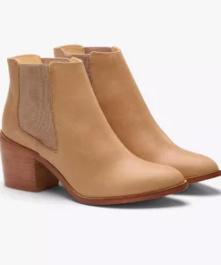 Nisolo Heeled Chelsea Boot - Almond Shoes