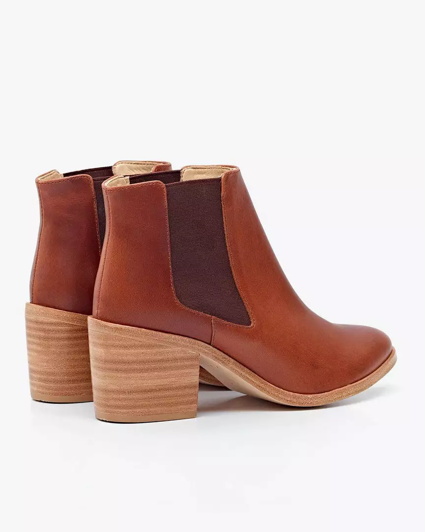 Nisolo Heeled Chelsea Boot - Brandy Shoes 9 Nisolo Heeled Chelsea Boot - Brandy Shoes