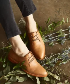 Nisolo Best Sellers James Oxford - Almond 9 Nisolo Best Sellers James Oxford - Almond