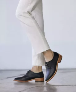 Nisolo James Oxford - Black Best Sellers