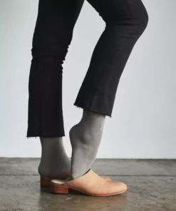 Nisolo Best Sellers Mariella Mule - Sand