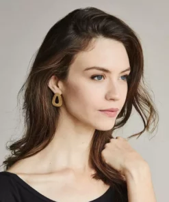 Nisolo Upcycled Brass Open Drop Earrings 6 Nisolo Upcycled Brass Open Drop Earrings