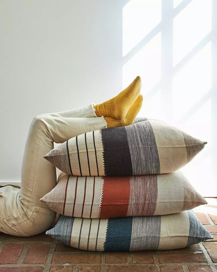 Minna Home Goods Pantelho Large Throw Pillow 3 Minna Home Goods Pantelho Large Throw Pillow