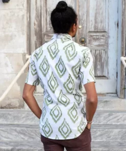 Passion Lilie Men's Palm Village Button Down Shirt