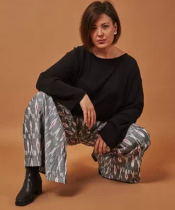 Passion Lilie Spinnaker Gray Pants Clothing