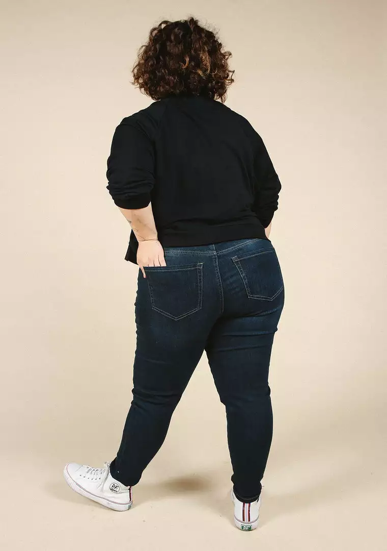 Poplinen Wilder Mock Neck Sweatshirt - Black 4 Poplinen Wilder Mock Neck Sweatshirt - Black