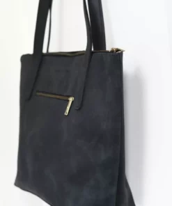 Purse & Clutch Accessories Zippered Leather Purse - Black