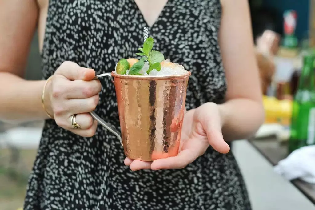 Sertodo Copper Recycled Copper Mule Mug - Stainless Steel Handle New Arrivals 2 Sertodo Copper Recycled Copper Mule Mug - Stainless Steel Handle New Arrivals